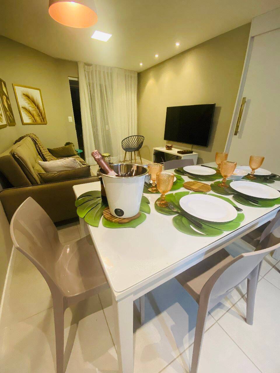 #09C - Apartamento para Venda em Camaçari - BA