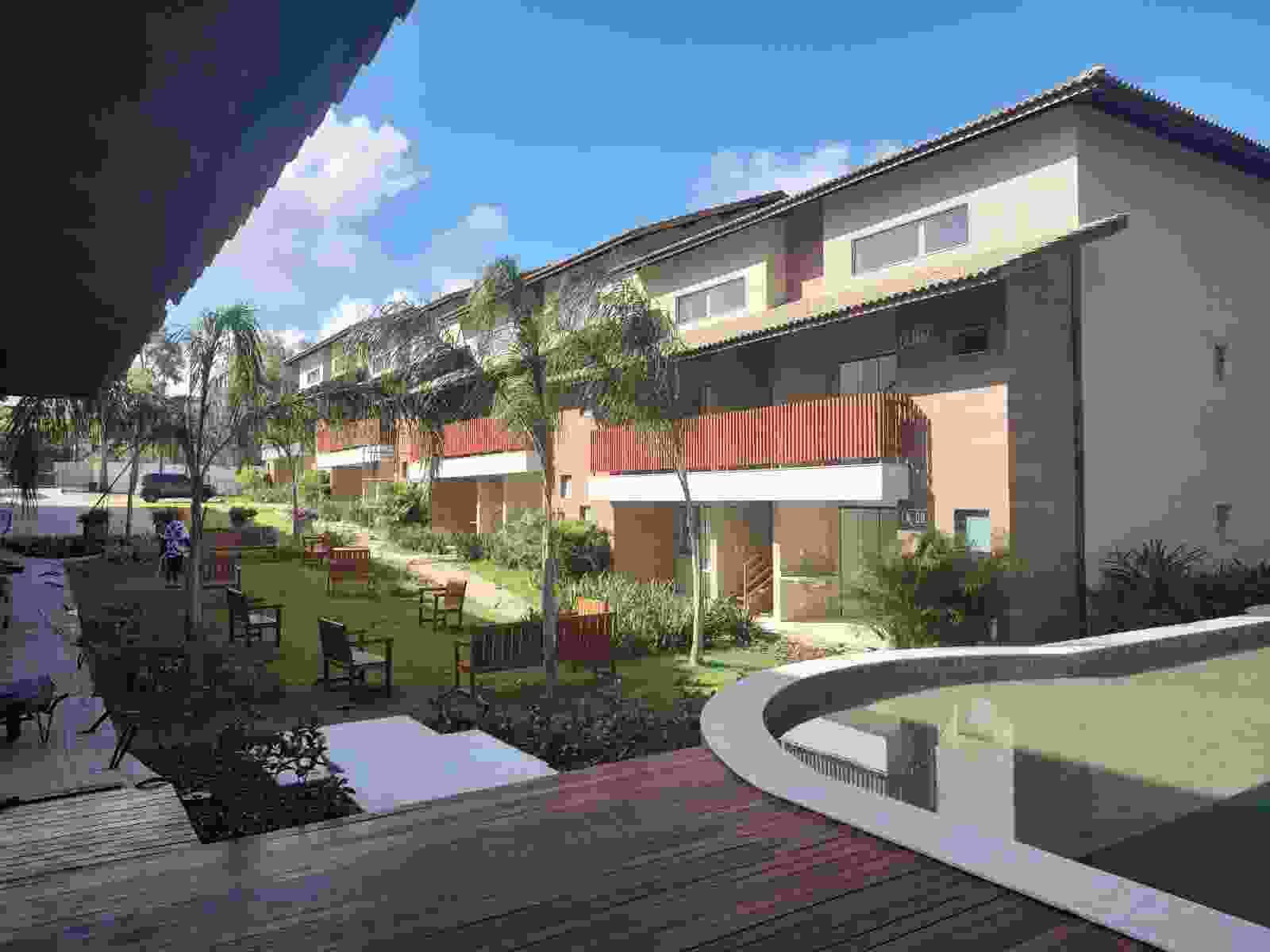 #114 - Apartamento para Venda em Camaçari - BA