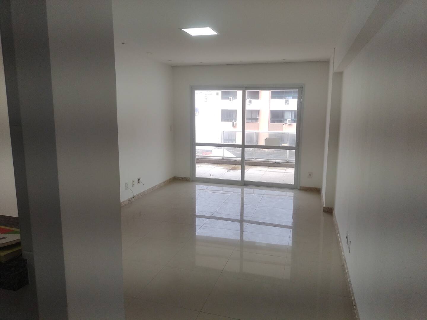 #C09 - Apartamento para Venda em Salvador - BA