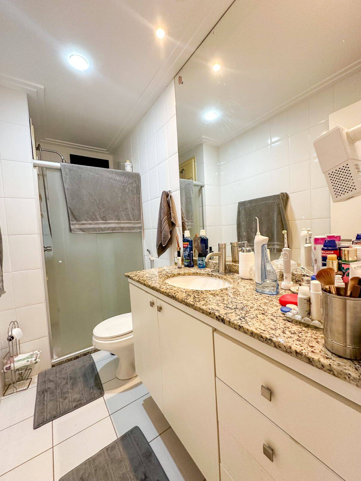 #16B - Apartamento para Venda em Salvador - BA